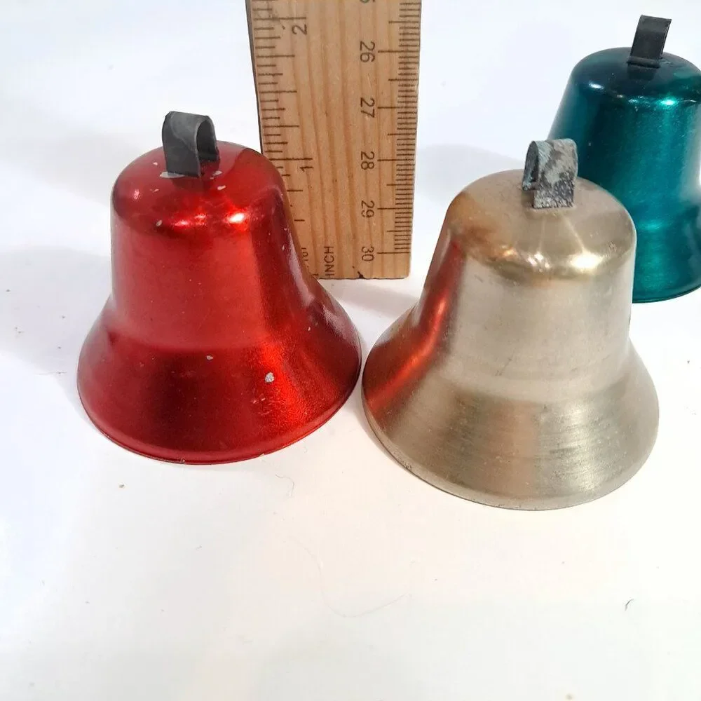 Vintage Carol Tone Bells made in USA Metal bells green‎ red silver Christmas